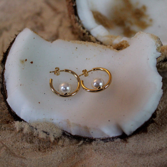 Sandra Pearl Hoops