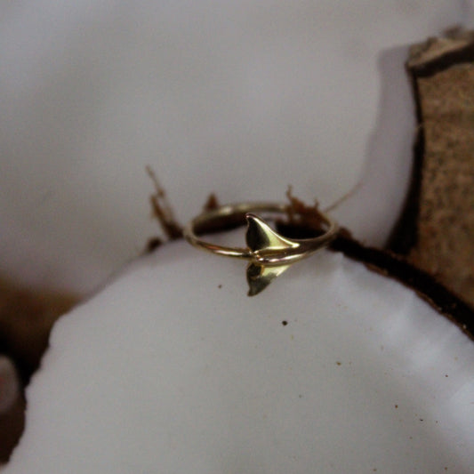 Whale Tail Ring